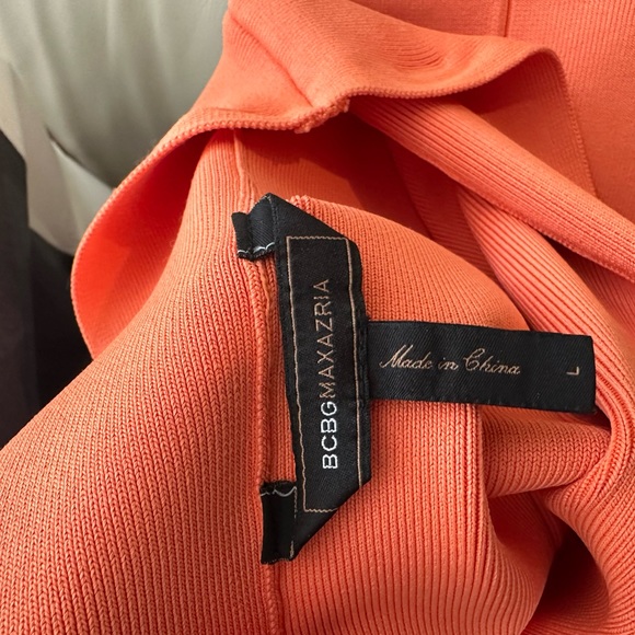 BCBGMAXAZRIA mango color skirt size Large - Picture 3 of 4